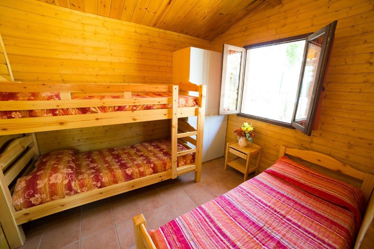 Camping Dei Tigli 托雷德尔格拉戈普奇 外观 照片